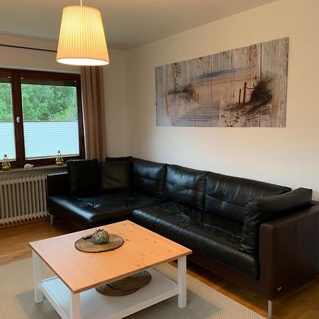 Ferienwohnung Mit Balkon Und Eingezaeunten Garten アウリッヒ エクステリア 写真